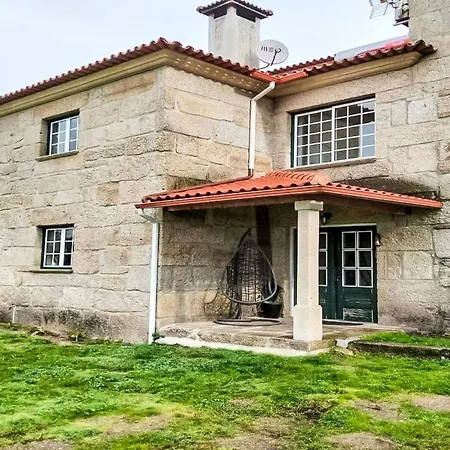 Hébergement de vacances Picturesque With Private Pool By Interhome